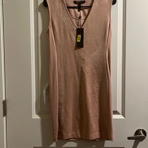 Sleeveless suede dress, comfort fitting